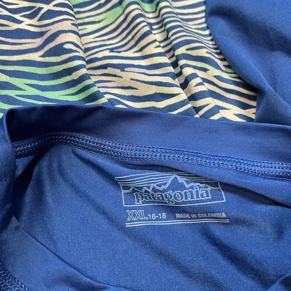 Patagonia rashguard - Picture 3 of 3